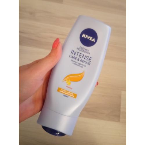 odżywka do włosów nivea intense repair rossmann