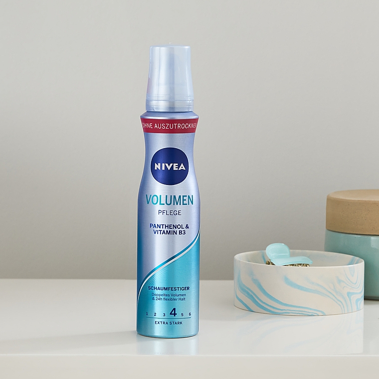 lakier do włosów nivea volume care